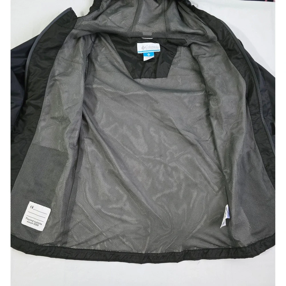 Columbia Omni-Tech Rain Jacket Black Hooded Waterproof Shell Boys Medium 10/12